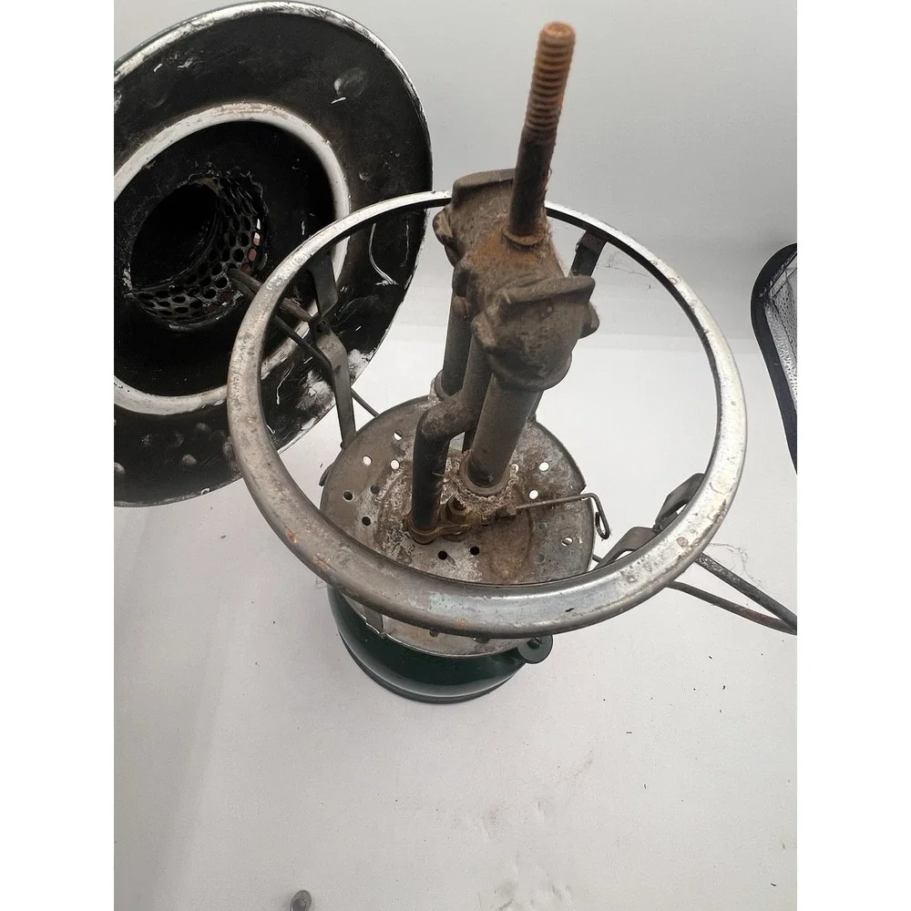 Coleman vintage 228e